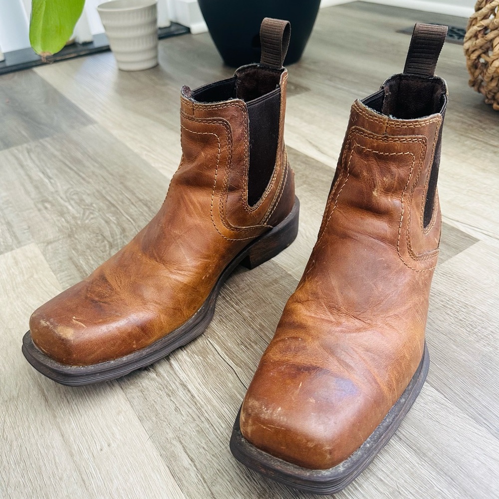 Ariat Men's Midtown Rambler Square Toe Chelsea Boots - Picture 2 of 10